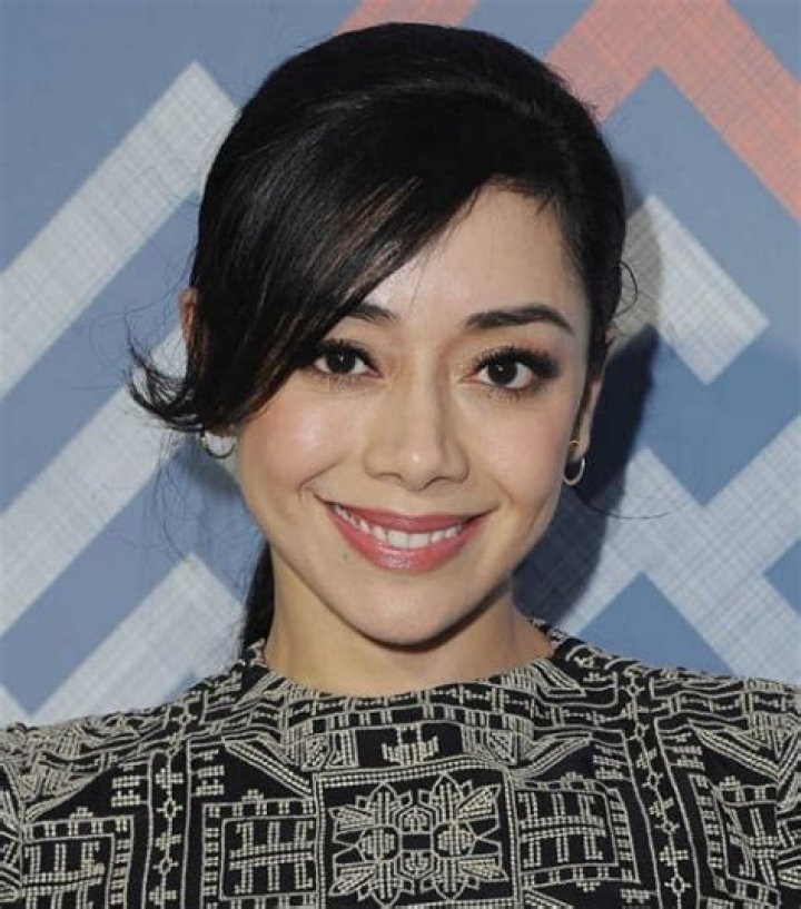 Aimee Garcia Biography, Height, Husband, New Net Worth 2021