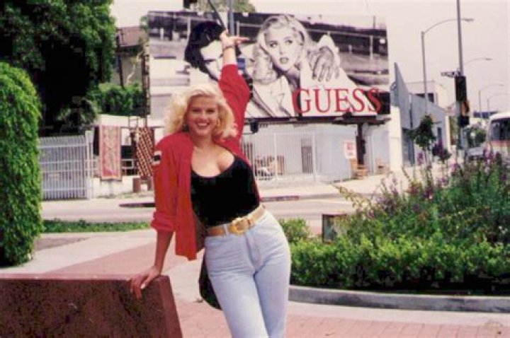 Anna Nicole Smith's daughter Dannielynn, 17, looks like late mom's twin