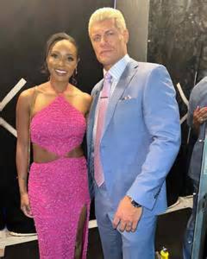 Brandi Rhodes Admits She Doesn&rsquo;t Like Cody's New Neck Tattoo