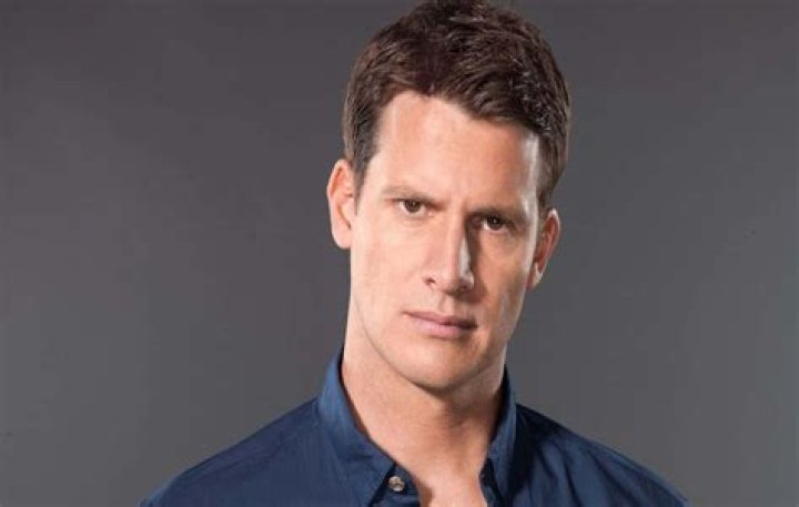 Daniel Tosh net worth, age, wiki, family, biography and latest updates