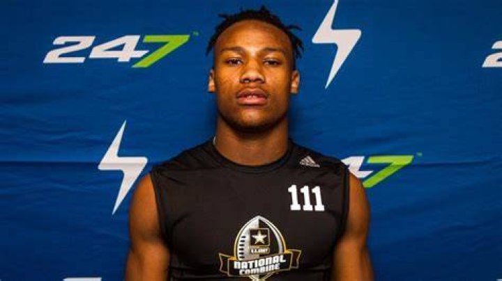 Justin Broiles, No. 2 recruit in Oklahoma, commits to Sooners USA