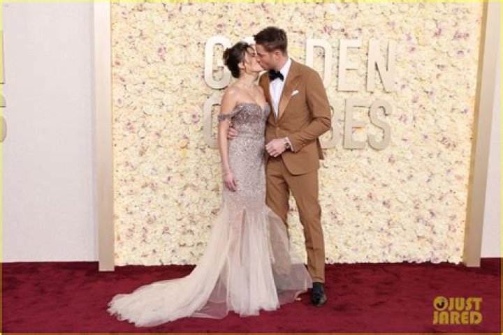 Justin Hartley Kisses Sofia Pernas amid Divorce from Chrishell Stause