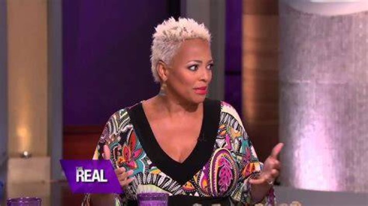 Kim Fields Announces She's Pregnant on 'The Real' YouTube