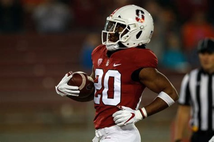 Know About Bryce Love; NFL, Dating, Stats, Injury, Contract, Salary