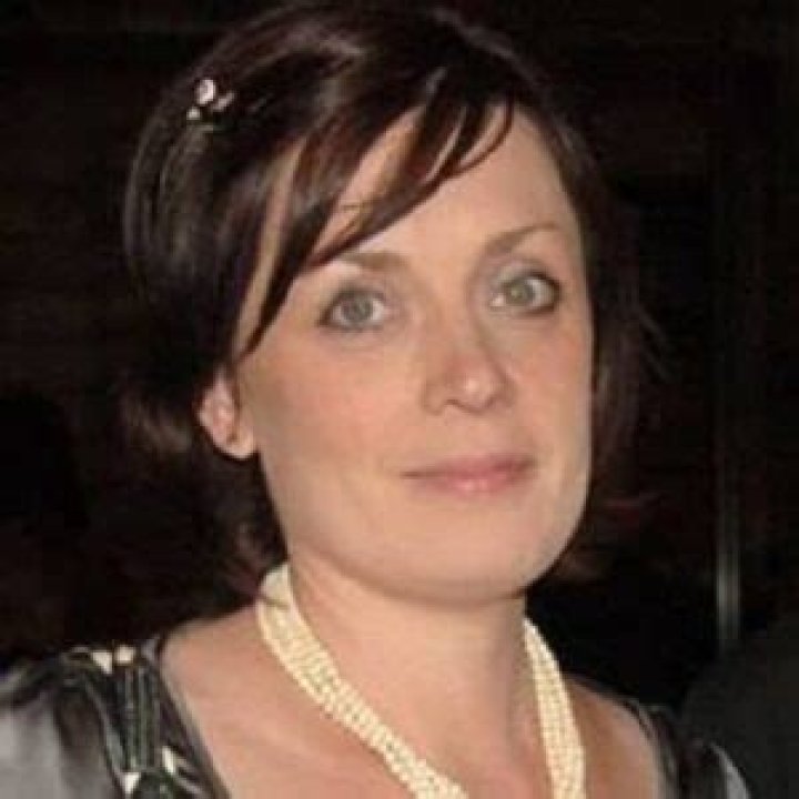 Lindsay Crook Age, Net Worth, and Biography of Mackenzie Crook's Wife
