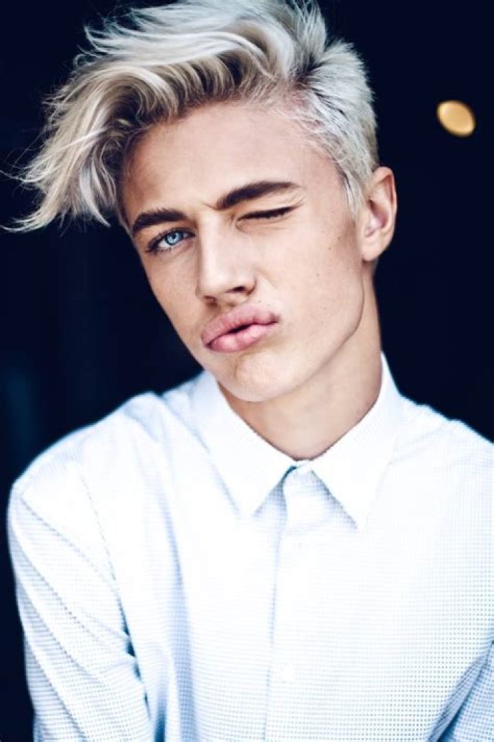 Lucky Blue Smith's wife Nara Pellman Biography Age, Kids, Height, Net