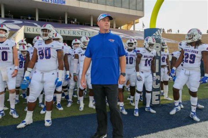 Skip Holtz Learned Everything About Coaching from His Hall of Fame Dad