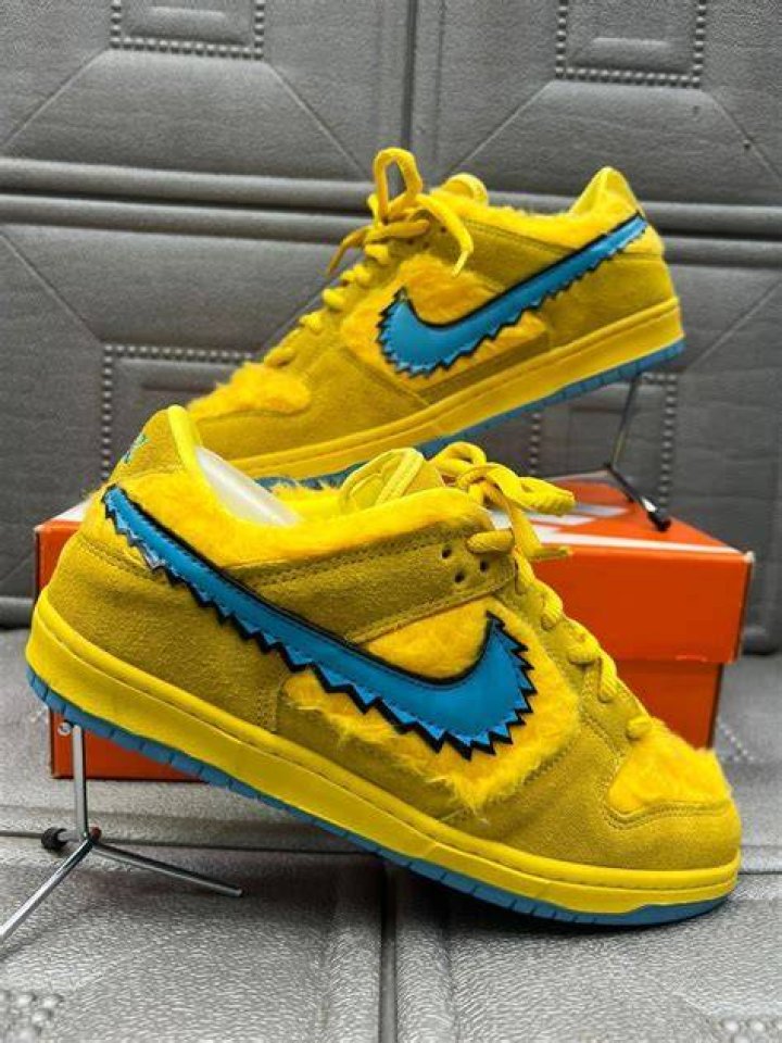 T&Ecirc;NIS NIKE DUNK SB AMARELO, BR E AZUL Poppy Store ubicaciondepersonas