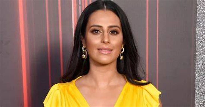 Who is Actress Sair Khan's Partner/Boyfriend? Is She Secretly Married