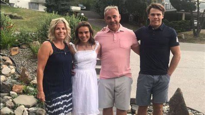 Who Is Logan Stankoven Parents? Meet Deana & Wes Stankoven; Family